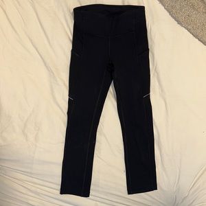 Lululemon Capri Leggings CA 35801 RN106259 Z4 with pockets Size 2